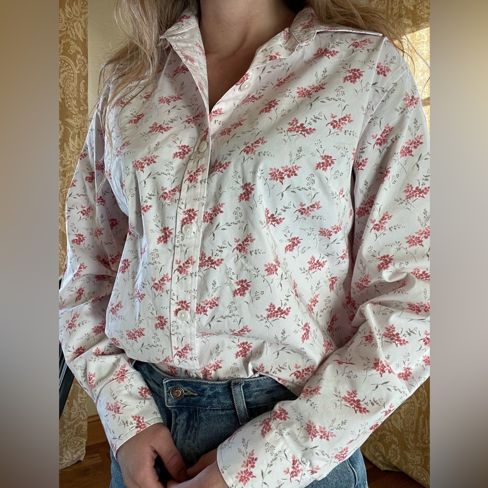 L.L. Bean light pink wildflower pattern button down - Picture 2 of 7